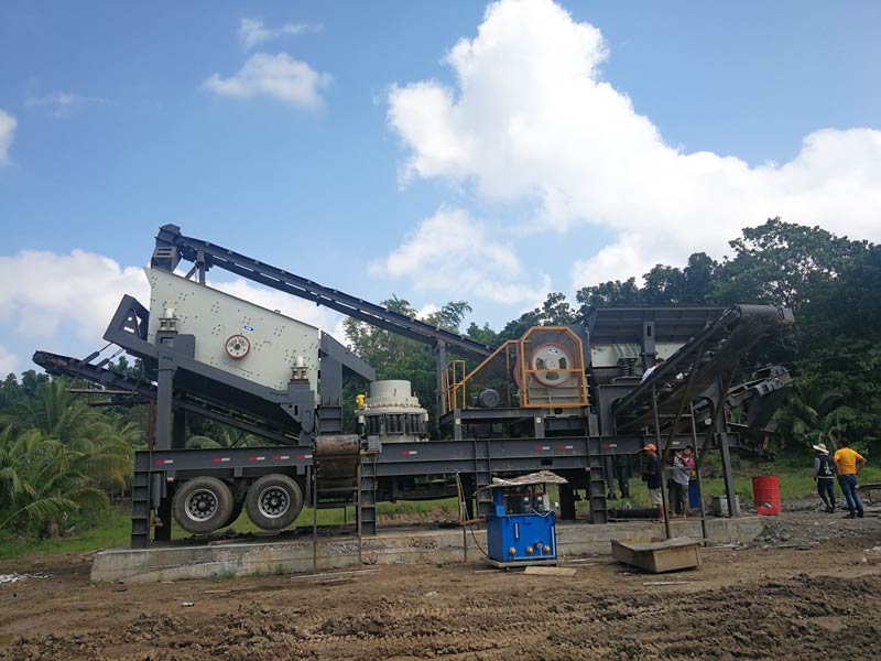 mobile crushing station